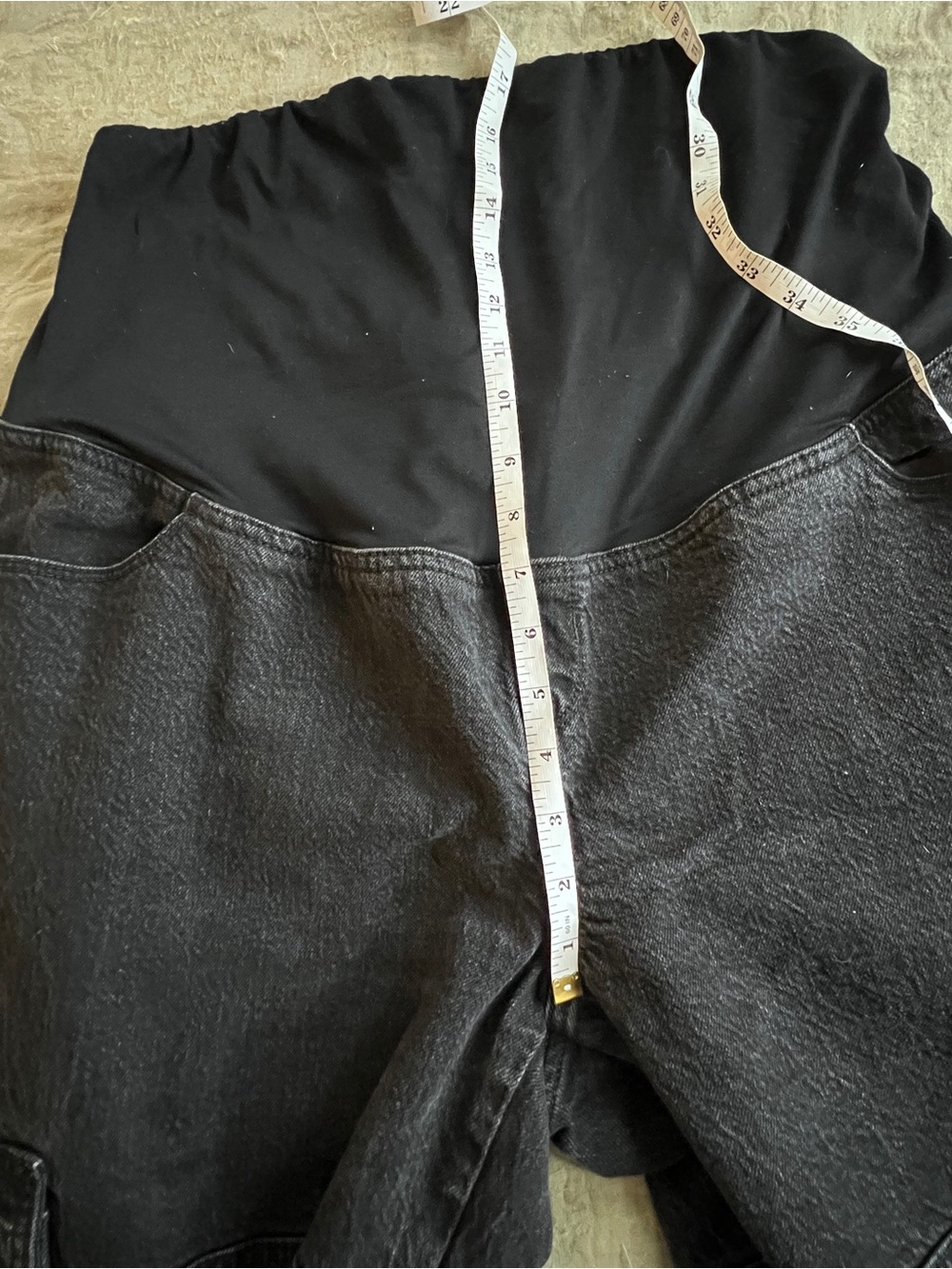 Maternity Cargo Jogger Pants - Black - Picture 4 of 8